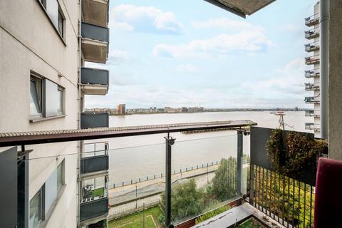 2 bedroom flat for sale, Granary Mansions, Thamesmead, London, SE28