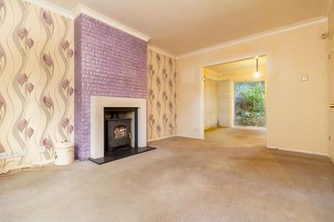 Aviemore Milner Approach, Caterham, CR3 6JT