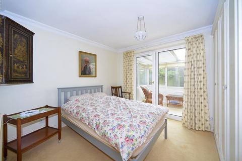 2 bedroom detached bungalow for sale, Mead Road, Cranleigh