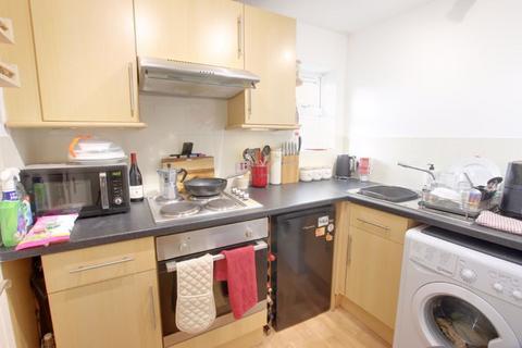 1 bedroom apartment to rent, St. Peters Terrace, Lower Bristol Road, Bath