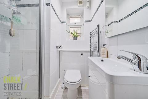 52 Alma Avenue, Hornchurch, RM12 6SR