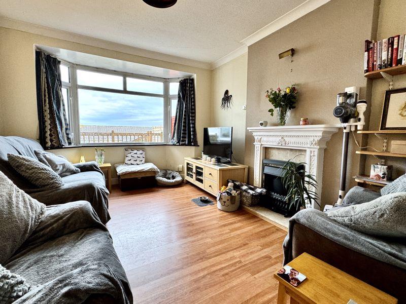Kinson Avenue, Poole BH15 2 bed bungalow for sale £315,000