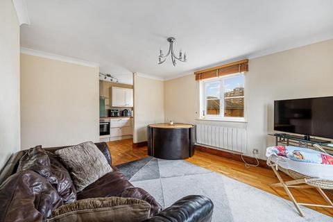 10 Pelham Place, London, W13 0HT