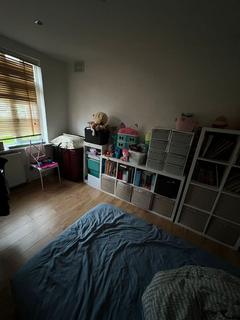 2 bedroom flat to rent, 40 Torrington Park, London N12