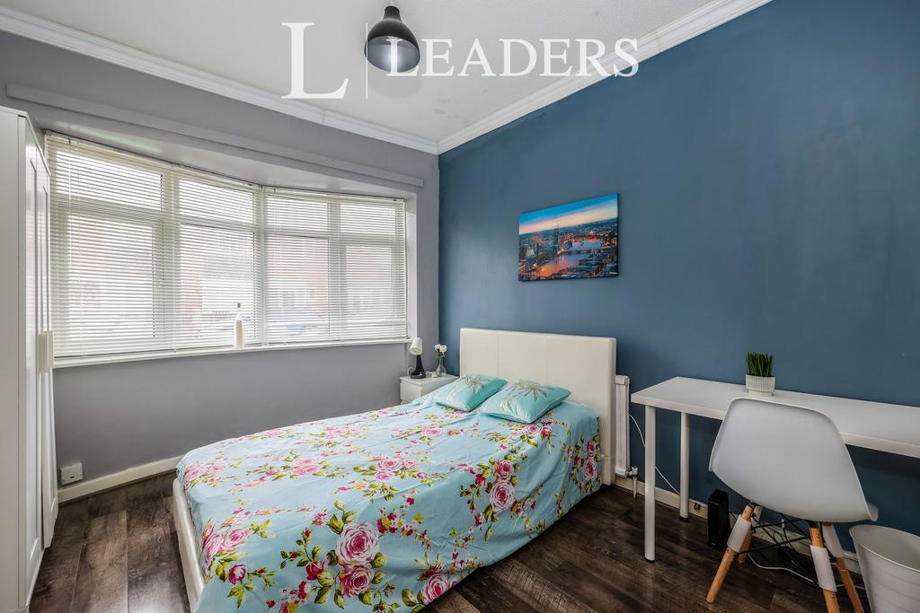 Orchard Road, Southsea 5 bed terraced house to rent £2,850 pcm (£658 pw)
