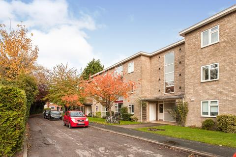 2 bedroom flat to rent, Lilac Court, Cambridge