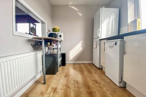 2 bedroom flat to rent, Lilac Court, Cambridge