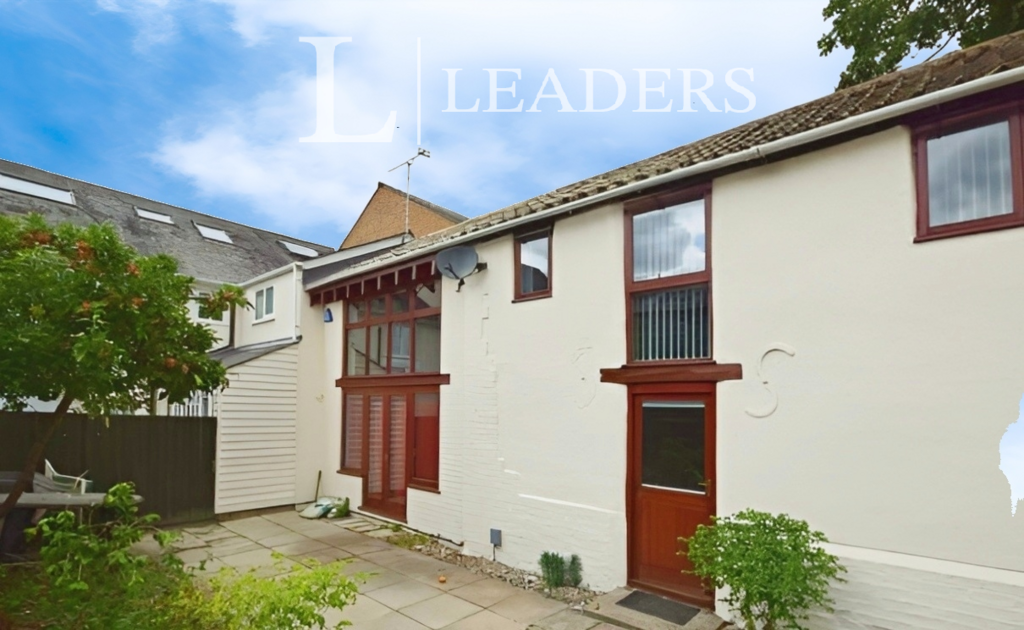 High Street, Sawston 1 bed terraced house £1,250 pcm (£288 pw)