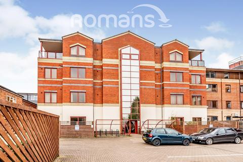 2 bedroom apartment to rent, York House,Farnborough