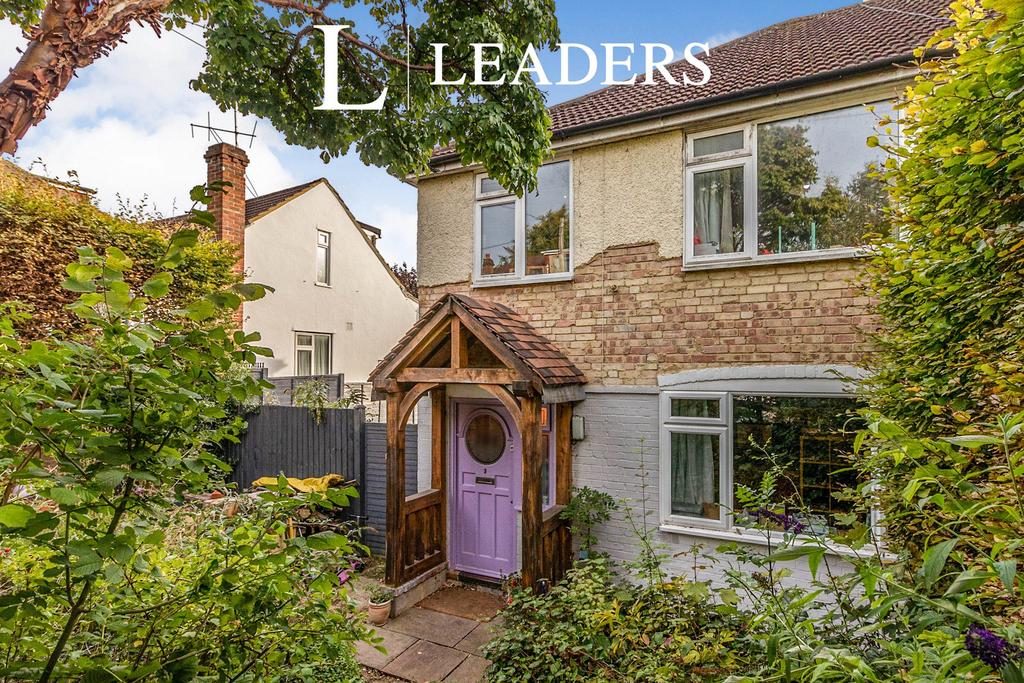 Rosebery Road, Epsom 3 bed semidetached house £2,000 pcm (£462 pw)