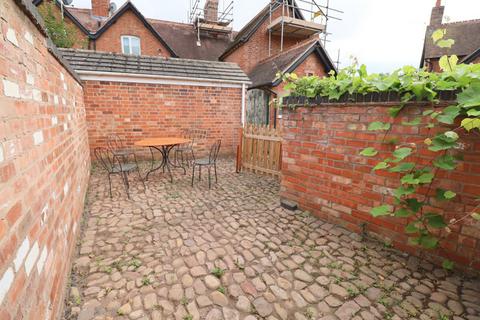 3 bedroom semi-detached house for sale, Enderby Road, Thurlaston, Leicestershire, LE9 7TF