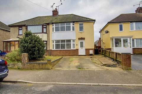 2 bedroom semi-detached house for sale, Valley Road, Harwich CO12