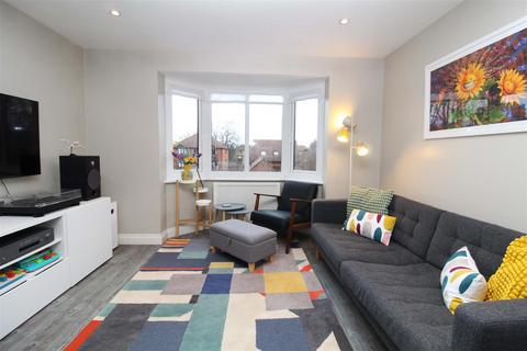 29 Clowser Close, Sutton, SM1 4TP