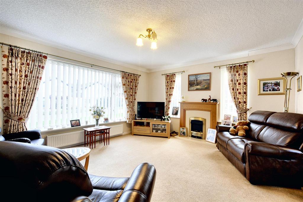 Bramcote Lane, Nottingham 2 bed detached bungalow for sale £445,000