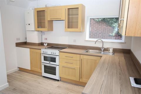 3 bedroom semi-detached house to rent - Holmsdale Grove, Bexleyheath
