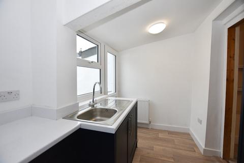 2 Carn View Terrace, Redruth, TR15 1NE