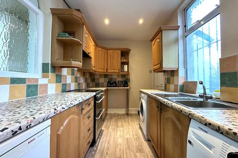 3 bedroom terraced house for sale, Stansfeld Street, Blackburn. Lancs. BB2 2NG