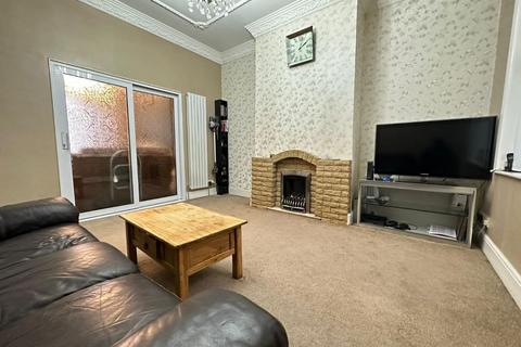 4 bedroom terraced house for sale, London Road, Blackburn. Lancs BB1 7HA