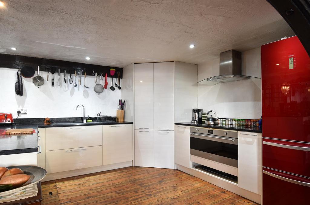 Kitchen diner
