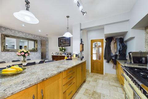 11 Ingham Road, South Croydon, CR2 8LT