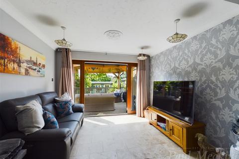 11 Ingham Road, South Croydon, CR2 8LT