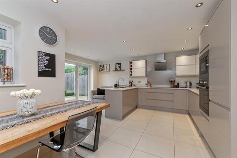1a Chantry Lane, London Colney, St Albans, AL2 1JT