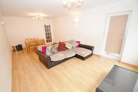 2 bedroom flat to rent, Priory Road, Edgbaston, Birmingham