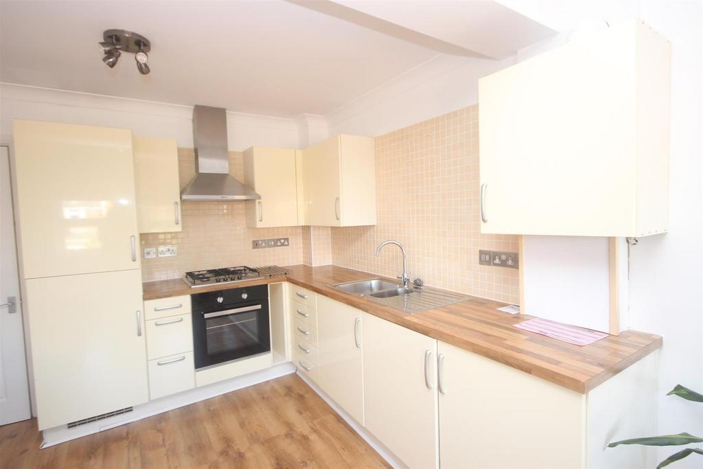 Kitchen.JPG