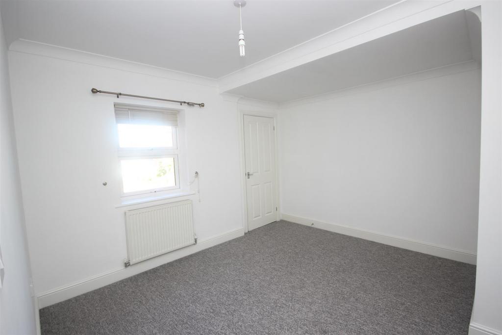 Bedroom 1.JPG