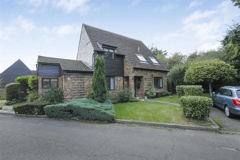 26 Old Orchard, Park Street, St Albans, AL2 2QB