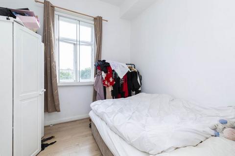 1 bedroom flat to rent - NW6