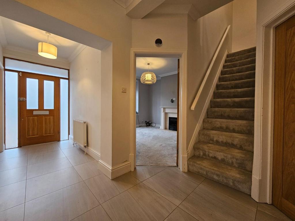 Hall 1