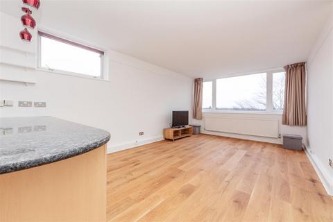 2 bedroom flat for sale, North Grove, Highgate, London, N6