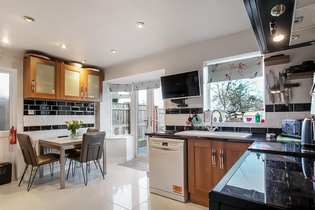 Largo Gardens, Darlington 4 bed detached house for sale £275,000