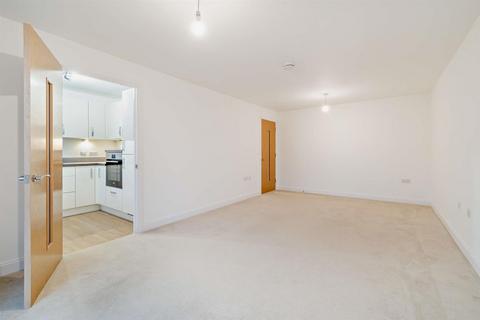1 bedroom apartment for sale, Scalford Road, Melton Mowbray, Leicestershire. LE13 1FH