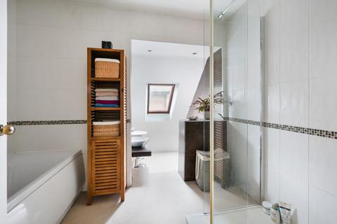 62 Avenue Road, Sutton, SM2 6JB