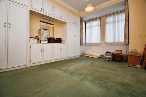 379 Willerby Road, Hull, HU5 5HY