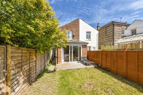 3 bedroom terraced house for sale, Caledonian Road, Chichester