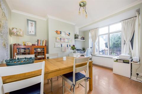 21 Egerton Road, Twickenham, TW2 7SL