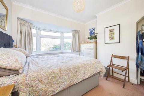 21 Egerton Road, Twickenham, TW2 7SL