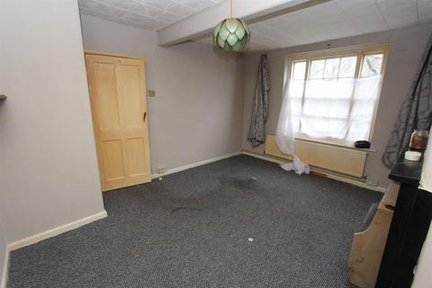 144 Bluehouse Road, London, E4 6HP