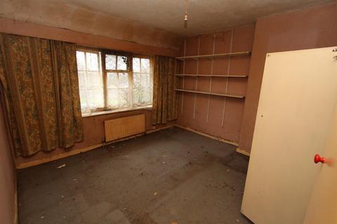 144 Bluehouse Road, London, E4 6HP