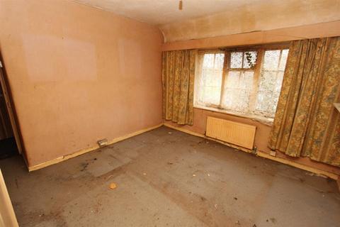 144 Bluehouse Road, London, E4 6HP