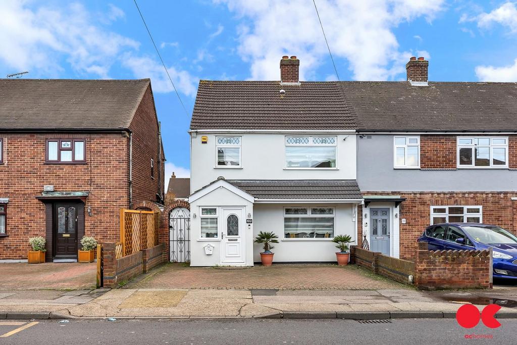 Cherry Tree Lane, Rainham RM13 3 bed end of terrace house £475,000