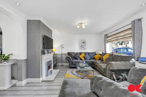 102 Cherry Tree Lane, Rainham, RM13 8TP