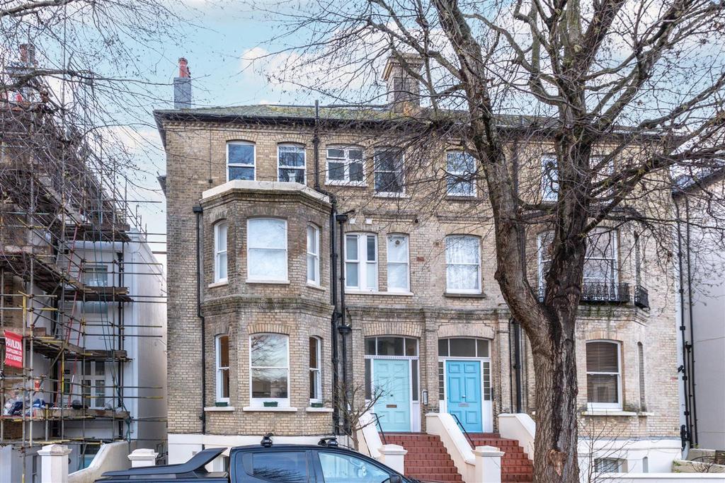 Wilbury Road, Hove 1 bed apartment for sale £260,000
