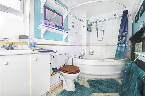 89 Berkeley Avenue, Reading, RG1 6HS