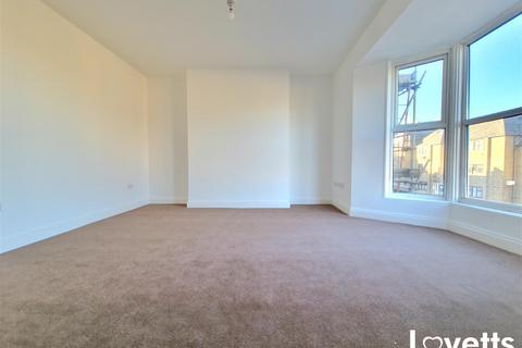 2 bedroom apartment for sale, Addington Street, Margate, CT9 1QU