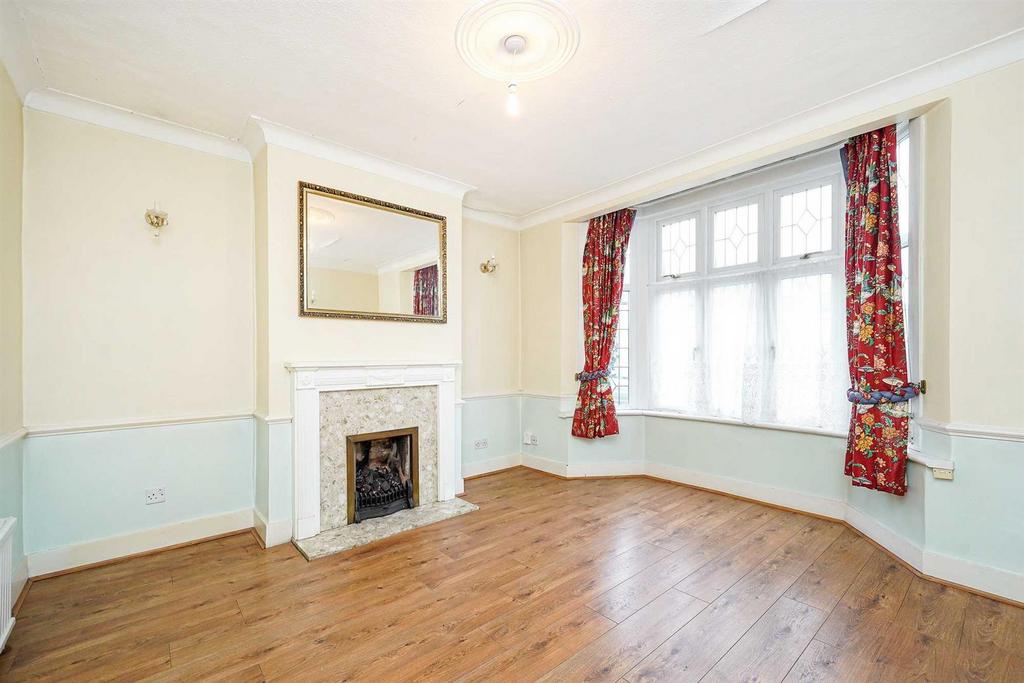173 Marmion Avenue-1.JPG