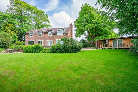 4 bedroom detached house for sale, The Old Village, Huntington, York